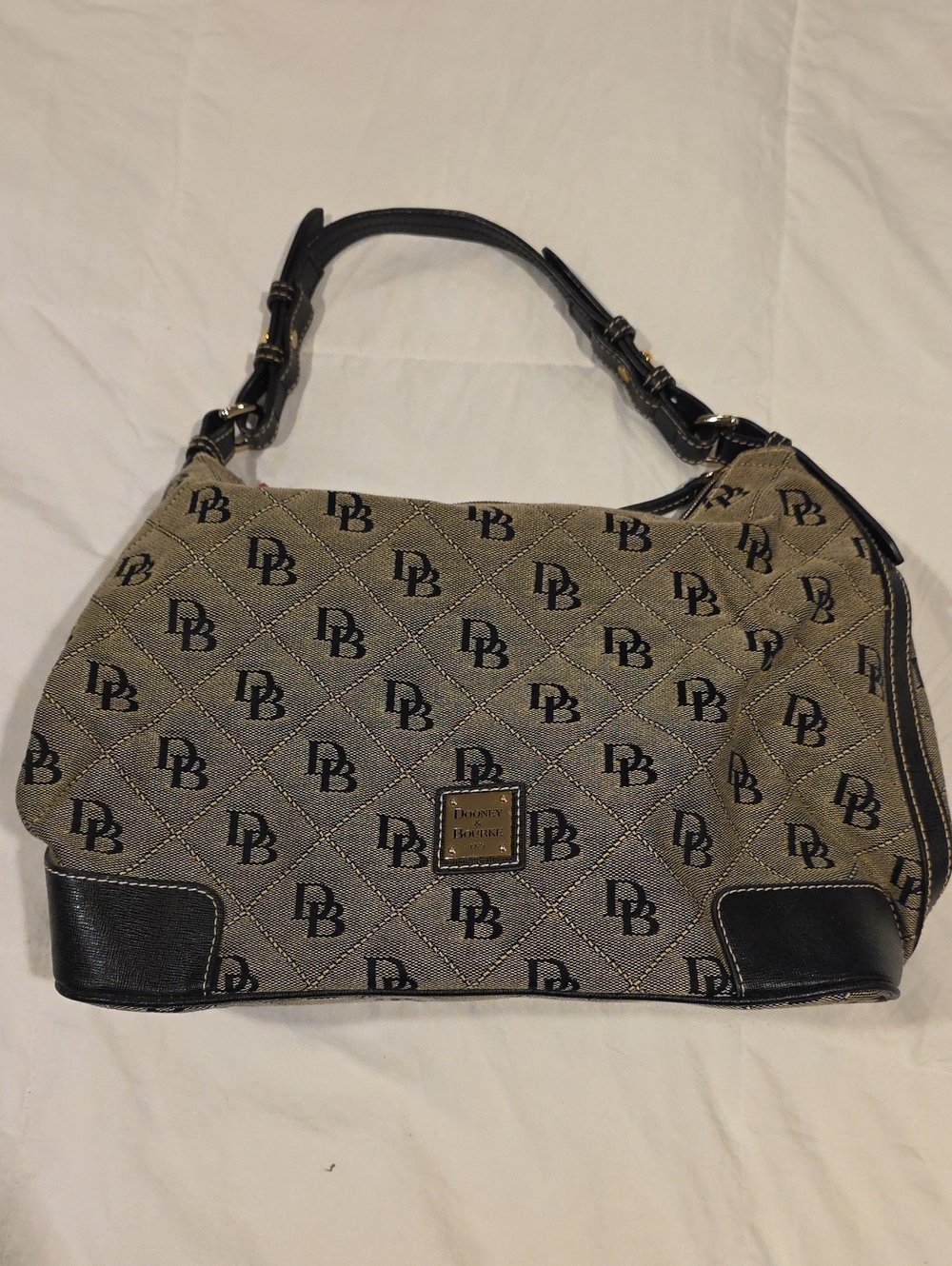 Vintage Dooney & Bourke Tan and Black Logo Shoulder Bag